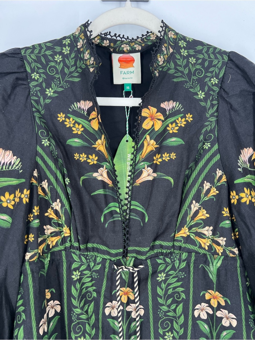Farm Rio Flowers Arch Black Linen Floral Boho Lace Scalloped Mini Dress XS NWT - Picture 5 of 10